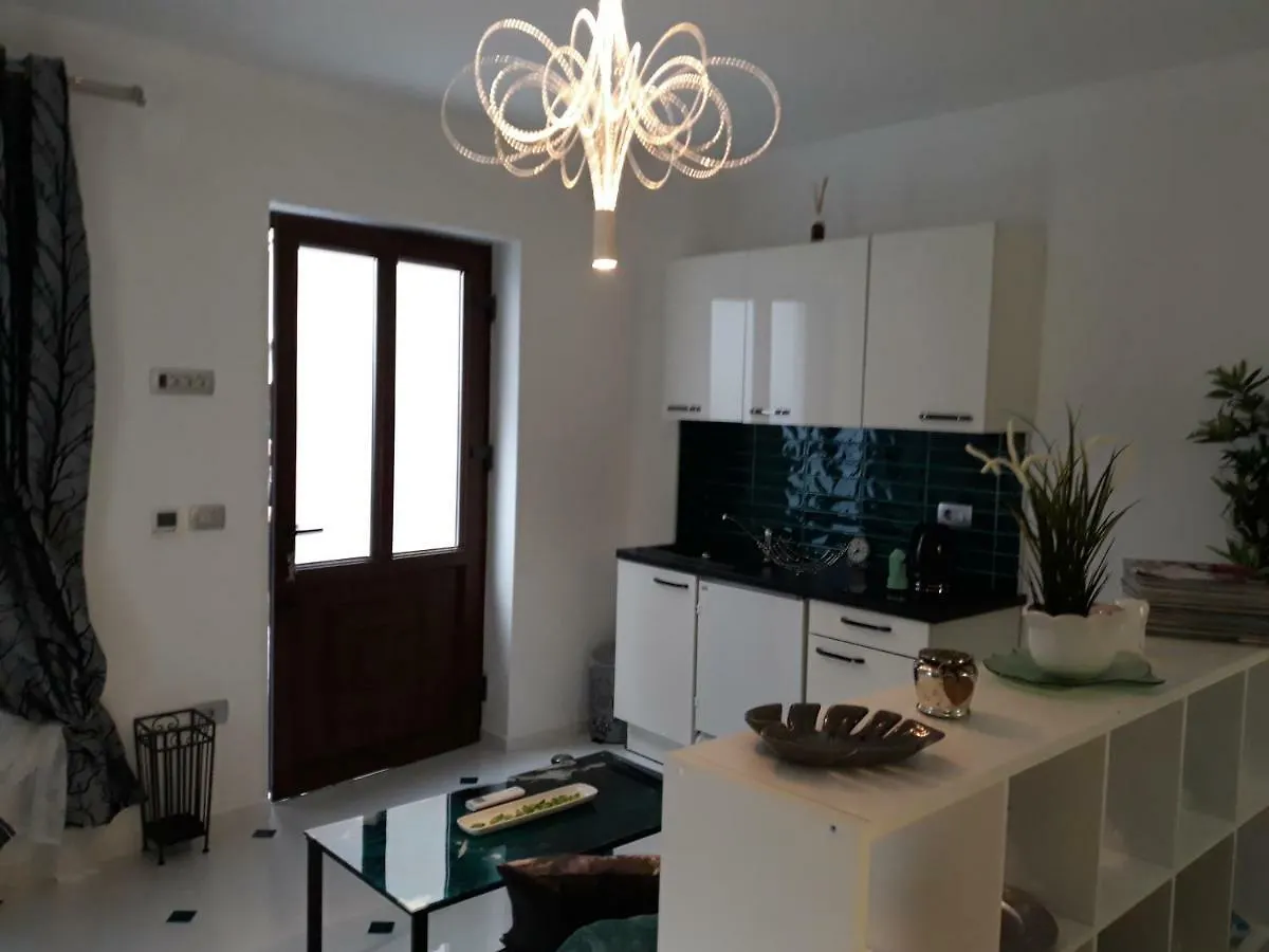 Ferienwohnung App Paris 5 Umag 0*,  Kroatien
